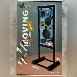 Moving target shooting game